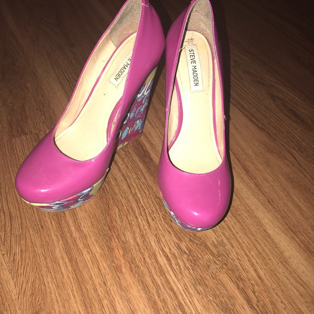 Steve Madden multi color wedges
